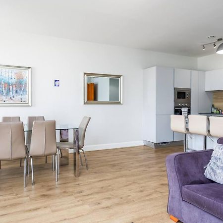 Deluxe Seaview Apartment Dun Laoghaire Exterior photo